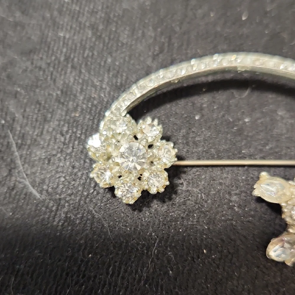 Vintage Silver Crystal Brooch - Picture 5 of 5